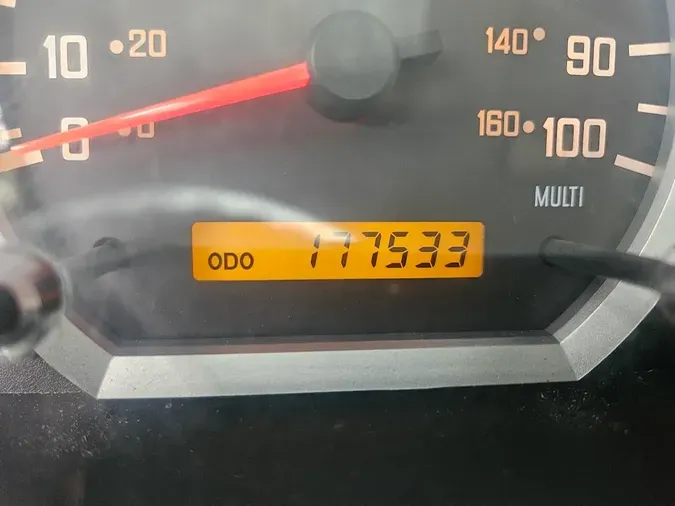 2013 ISUZU NPR HD8aaf300f85c3d2d693af4be560f10394