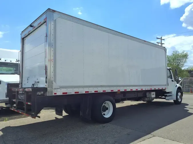 2019 FREIGHTLINER M2 106