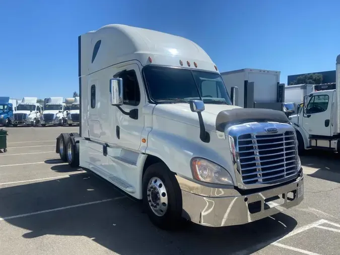 2018 FREIGHTLINER/MERCEDES CASCADIA 1258ab26669b7def0b6546433a229352a8a
