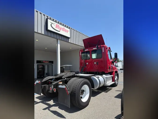 2019 FREIGHTLINER/MERCEDES CASCADIA 1138ab9fe463edeffbde1258c341cec3b6b