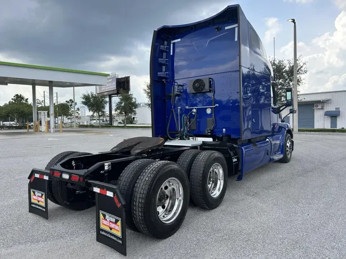 2022 Peterbilt 579