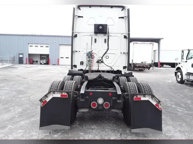 2020 FREIGHTLINER/MERCEDES CASCADIA 125