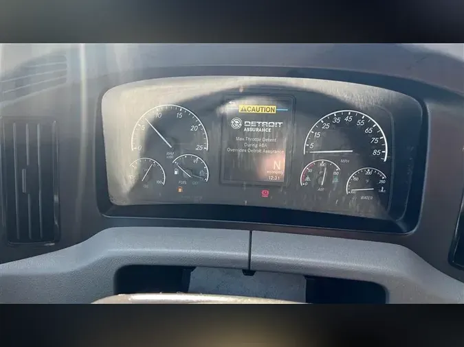 2022 FREIGHTLINER CA126