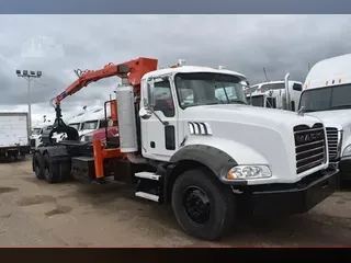 2009 MACK GRANITE GU813