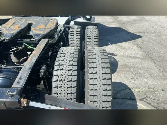 2021 Freightliner Cascadia 1268ac4facfc32b878bd56da3cdd20b43e2