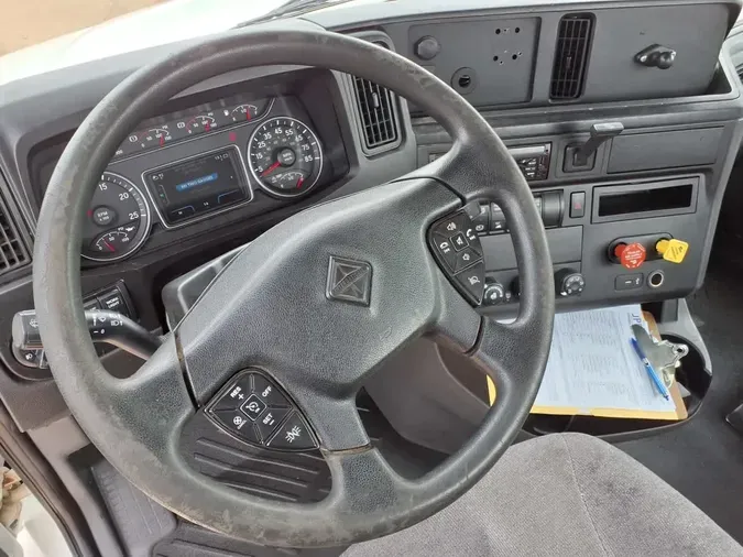2019 NAVISTAR INTERNATIONAL RH613 DAYCAB S/A