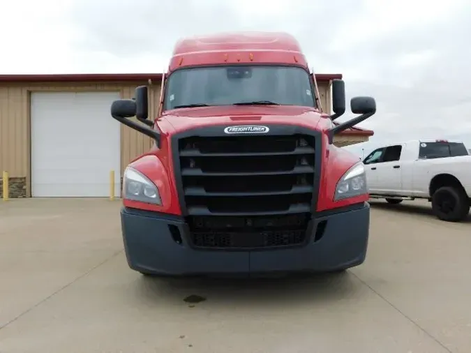 2020 Freightliner Cascadia