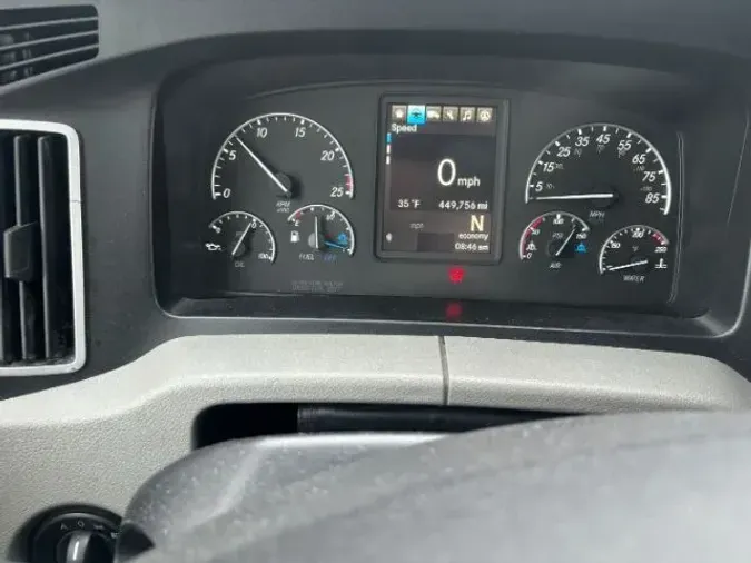 2022 Freightliner Cascadia 126