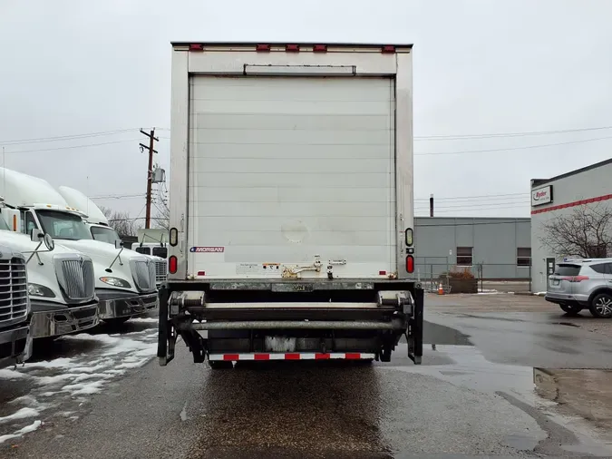 2015 FREIGHTLINER/MERCEDES M2 106