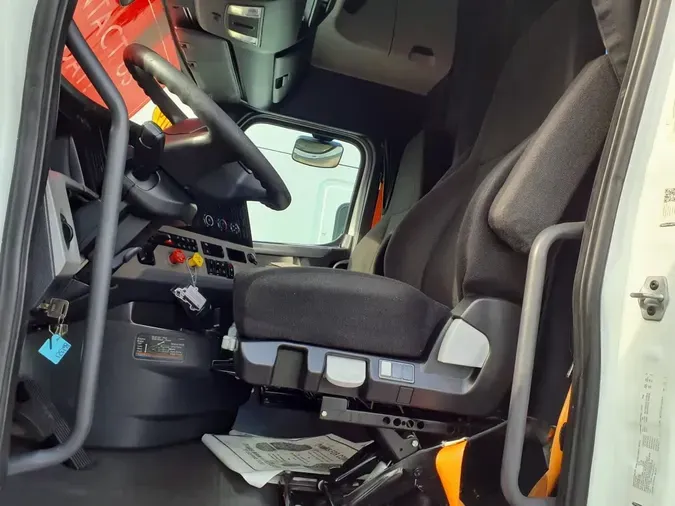 2019 FREIGHTLINER NEW CASCADIA PX12664
