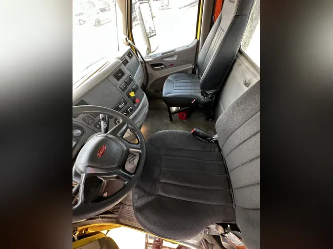 2021 Peterbilt 579