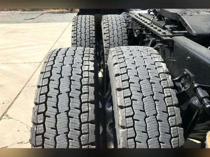2021 INT LT625 6x4