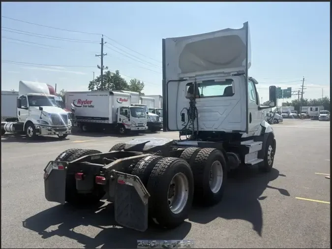 2020 NAVISTAR INTERNATIONAL RH613 DAYCAB T/A