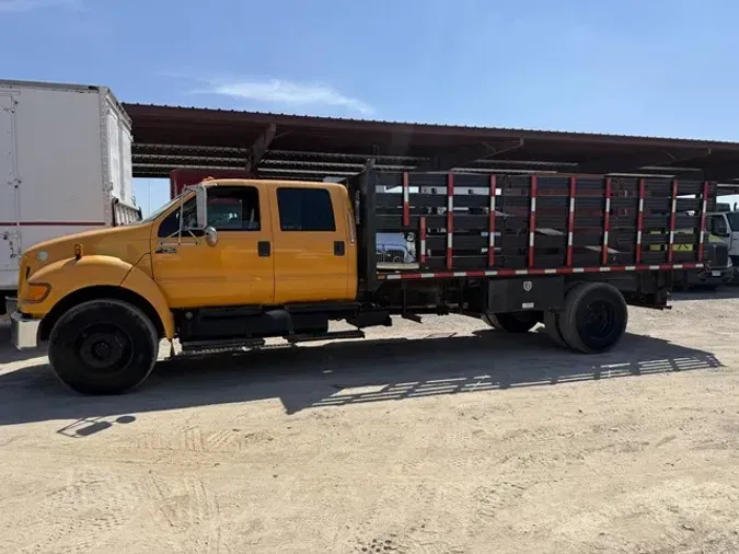 2012 FORD F750 SD