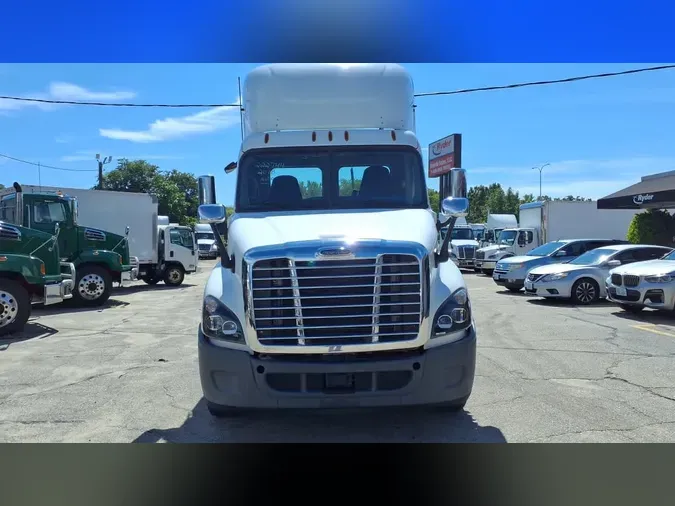 2018 FREIGHTLINER/MERCEDES CASCADIA 1258ae12cb1d38e409ebeb7d984ee36d6ef
