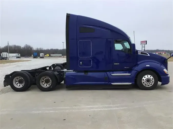 2021 KENWORTH T680