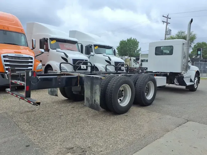 2020 KENWORTH TRUCKS T-370