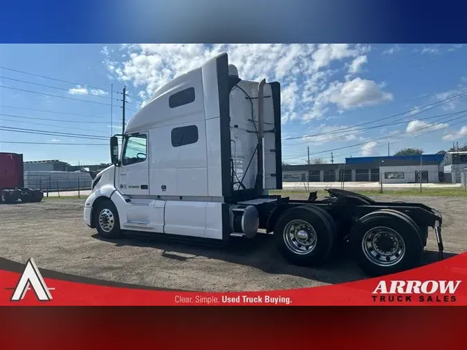 2021 VOLVO VNL64T760