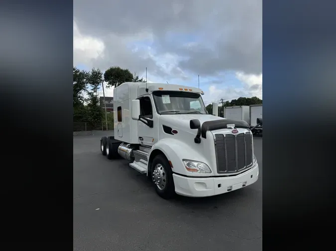 2021 Peterbilt 579