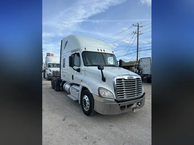 2019 FREIGHTLINER/MERCEDES CASCADIA 125