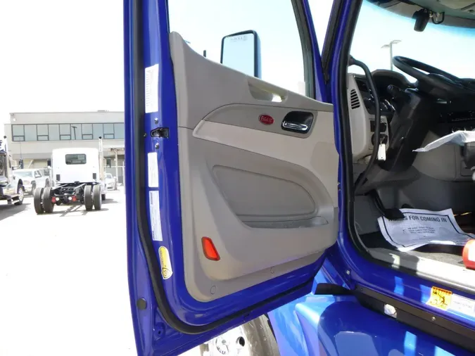 2022 Peterbilt 579