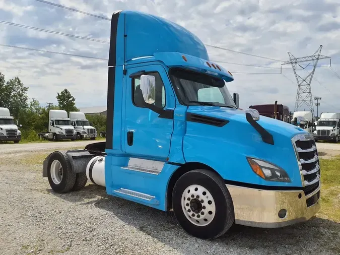 2020 FREIGHTLINER/MERCEDES NEW CASCADIA 1268aeea643151590d54c1335db4c12def8