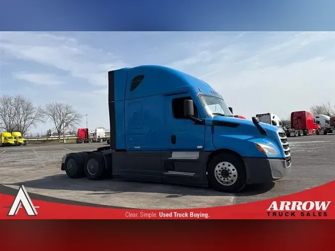 2023 FREIGHTLINER CA126