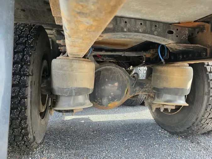 2019 FREIGHTLINER M2 106