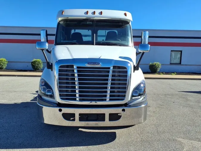 2019 FREIGHTLINER/MERCEDES CASCADIA 1138af18540452f04ee4ff660169d9fe64b