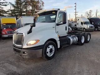 2019 NAVISTAR INTERNATIONAL LT625 DAYCAB T/A