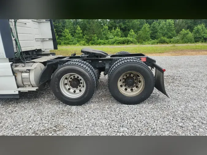 2018 Volvo VNL 740