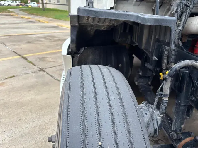 2022 Kenworth T680