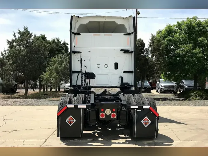 2021 INT LT625 6x4