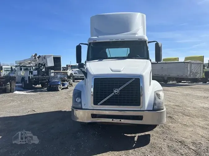 2013 VOLVO VNL64T300