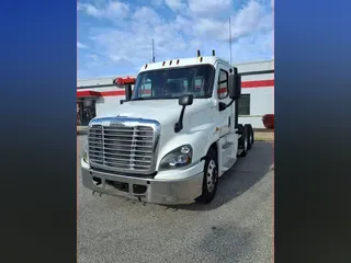 2019 FREIGHTLINER/MERCEDES CASCADIA 125