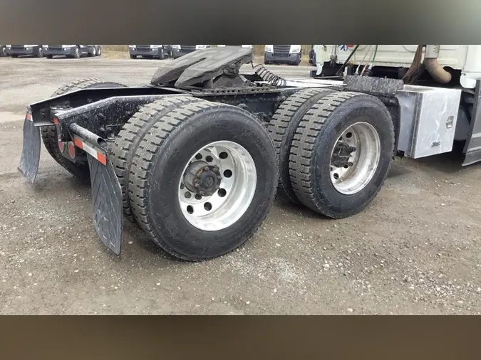 2021 Freightliner Cascadia 126