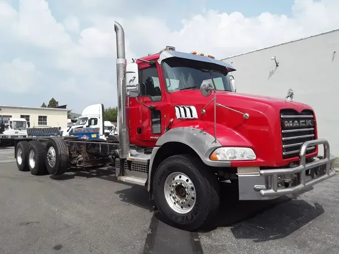 2018 MACK TRUCKS, INC. GU803