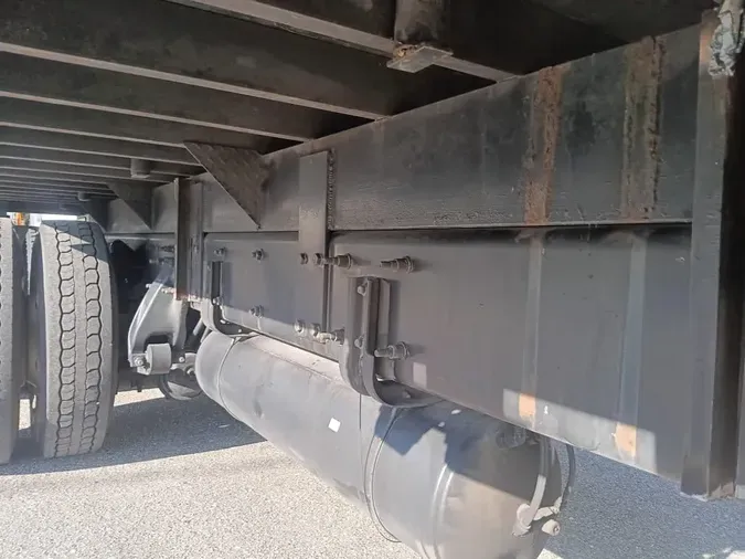 2020 FREIGHTLINER M2 106