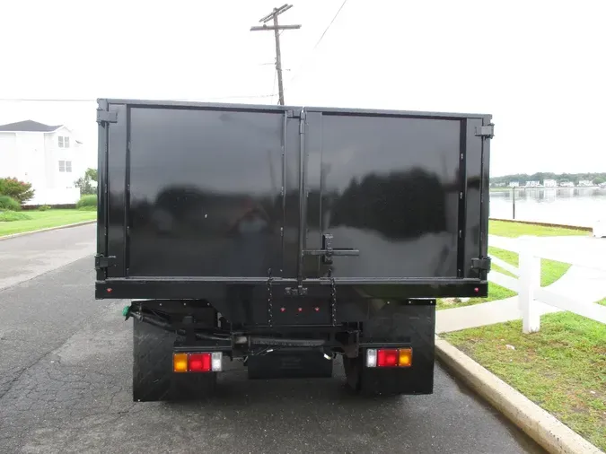 2019 ISUZU NQR