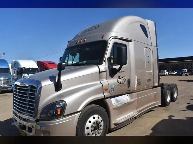 2017 FREIGHTLINER CASCADIA 125