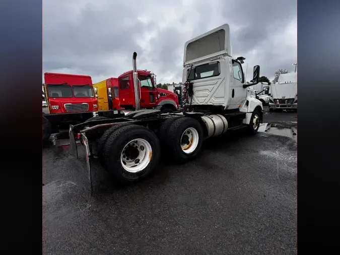 2019 NAVISTAR INTERNATIONAL LT625 DAYCAB T/A