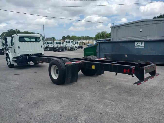 2018 FREIGHTLINER/MERCEDES M2 106