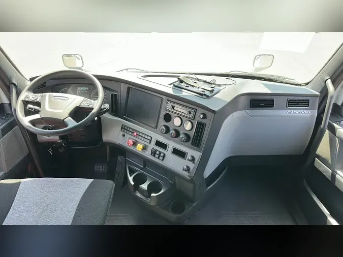 2019 Freightliner Cascadia