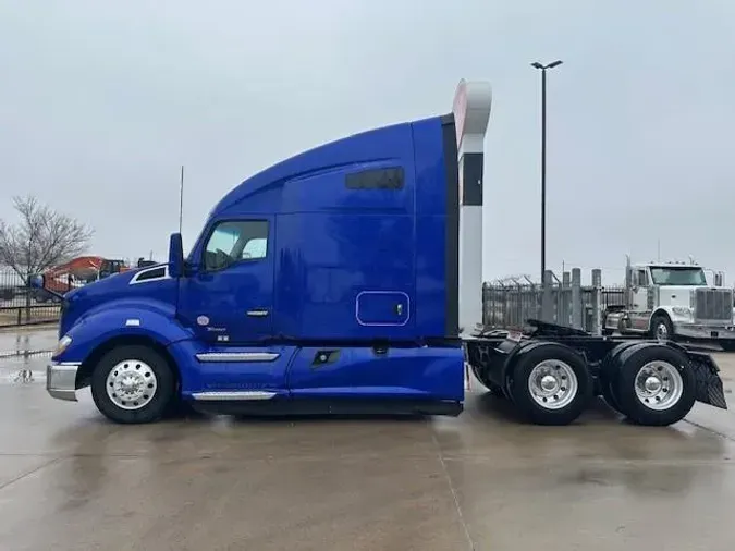 2022 Kenworth T680