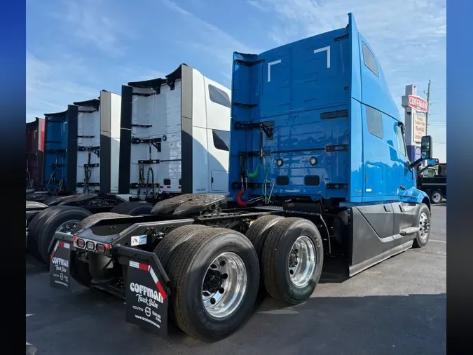 2026 VOLVO TRUCK VNL64TV04