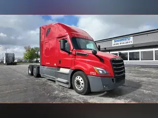 2021 FREIGHTLINER CASCADIA 126
