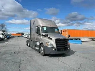 2021 Freightliner Cascadia