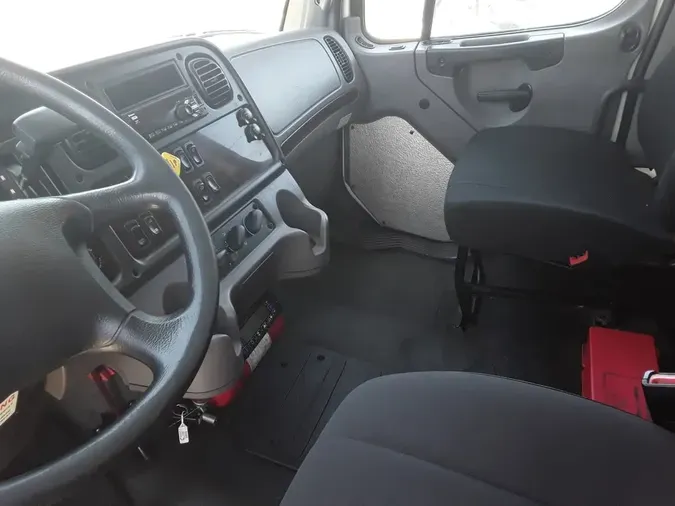 2019 FREIGHTLINER/MERCEDES M2 1068b0c720f11ae9d7dfc13fe2b12d06802