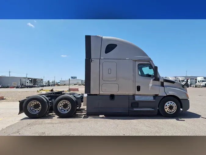 2023 Freightliner Cascadia 1268b0f3318a71ecc7c75bd460dd28803a7