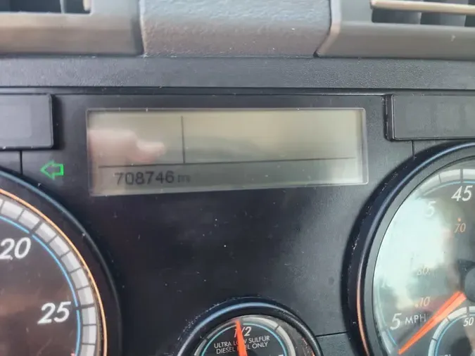 2018 FREIGHTLINER CASCADIA 1138b1118d3abff5649ab4e276b5bc2b32b